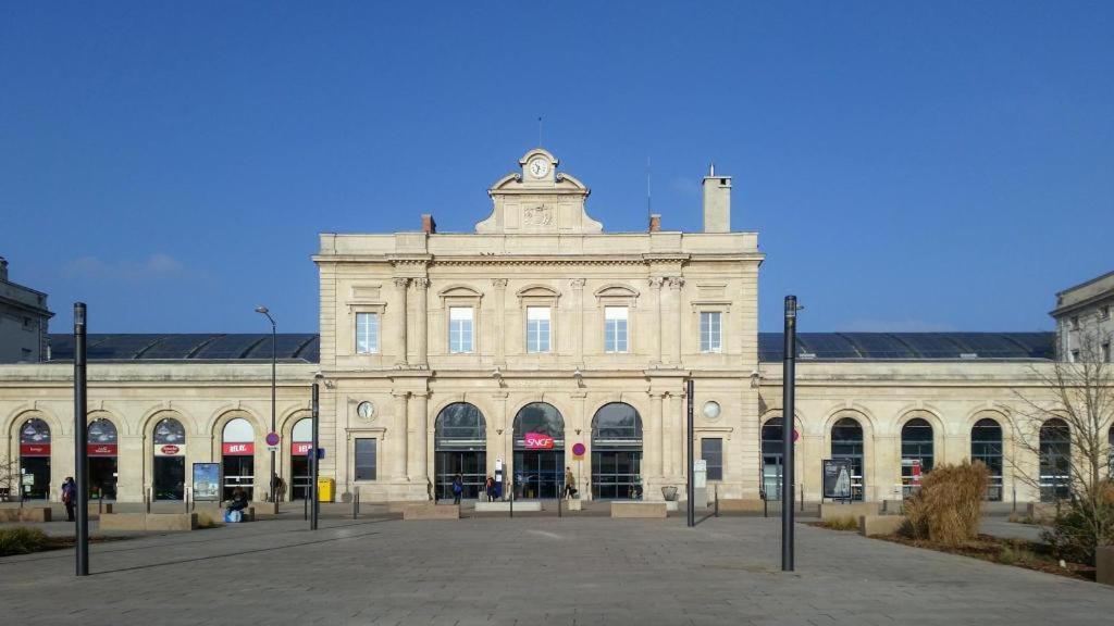 Charmant Studio Proche Gare Centre, Centre Ville Et Lycee Roosevelt Reims Exterior photo